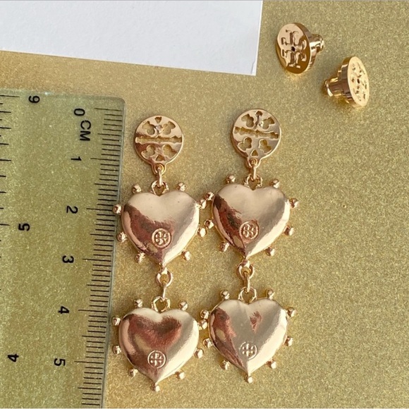 Authentic  Tory Burch earrings with pouch - Picture 2 of 4